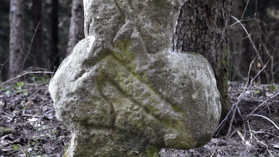 Červená Třemešná – kříž krejčího a řezníka