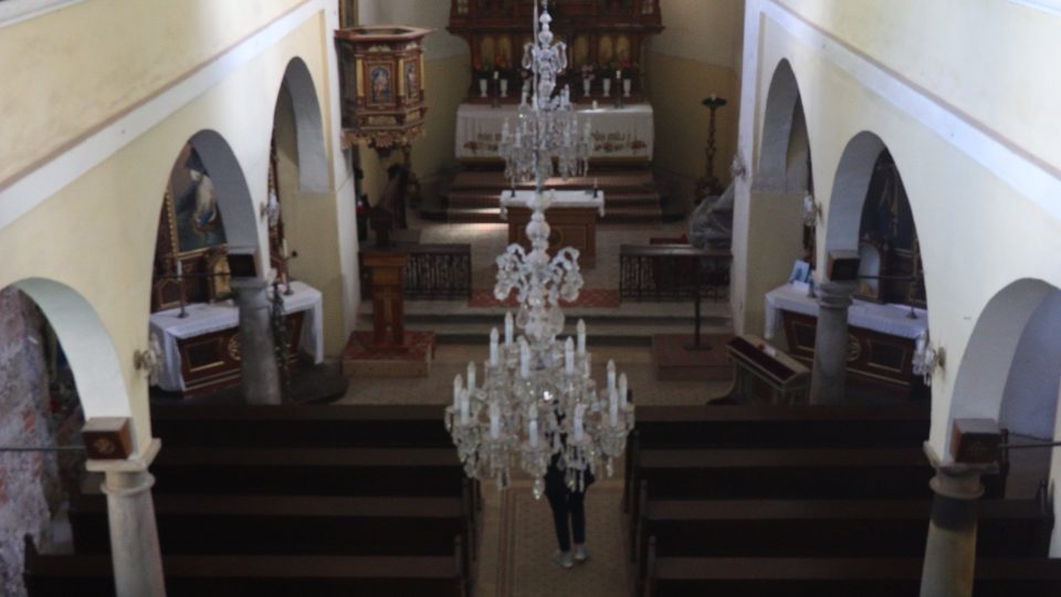 Rudník, vzácný kostel sv. Václava, nejstarší dochovanou částí kostela je presbytář z 2. poloviny 14. století