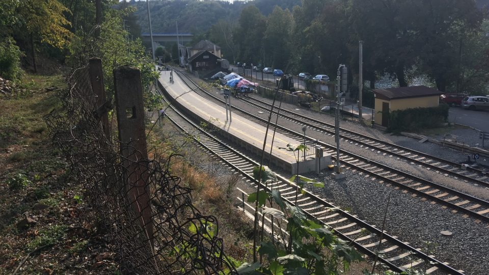 Davle – nejtajemnější nádraží, výchozí stanice nikdy nepostavené trati