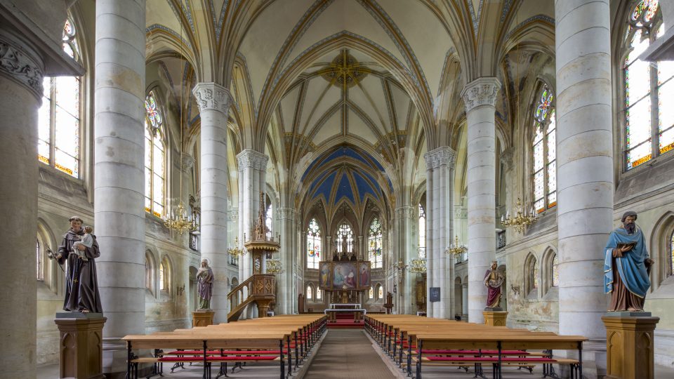 Varnsdorf, Kostel sv. Karla Boromejského, 1904-1911 arch. Anton Möller z Varnsdorfu