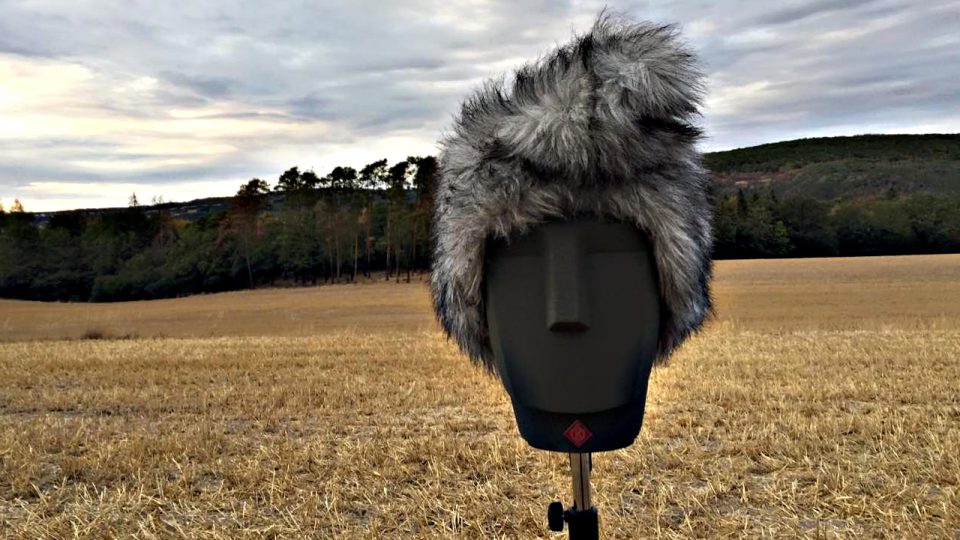 Binaurální hlava použitá při natáčení rozhlasového hororu To strašný kouzlo podzimu
