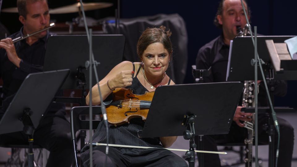 Světové premiéry z Ostravských dnů 2025, Účinkuje ONO-Ostrava New Orchestra a Ostravská banda