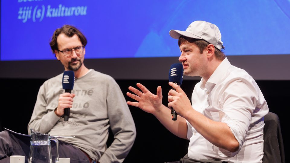 Hostem Vizitky na Mezinárodním festivalu dokumentárních filmů v Jihlavě byl dokumentarista Jan Strejcovský. Moderoval Ondřej Cihlář