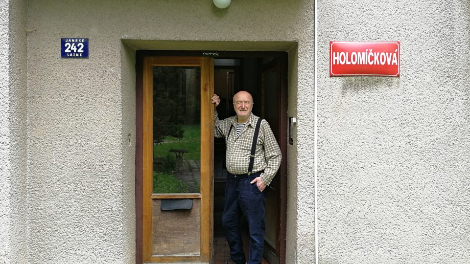 V tomto domě bydlí Bohdan Holomíček už padesát let