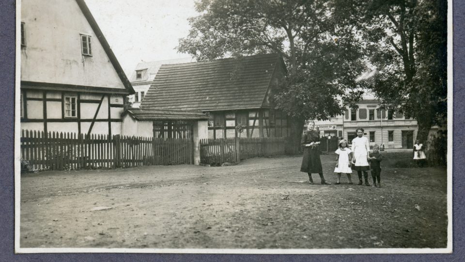 Fotografie Rudolfa Jenatschkeho jsou k vidění v Muzeu města Ústí nad Labem