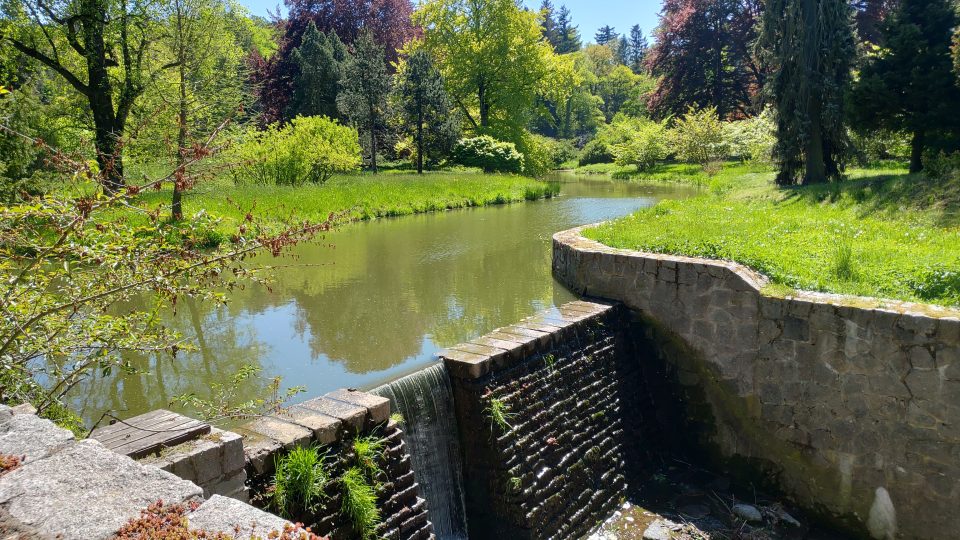 Údolí potoka Botiče a jeho přítoků bylo podle slov zakladatele parku Silva-Tarouky přímo stvořené pro vybudování parku