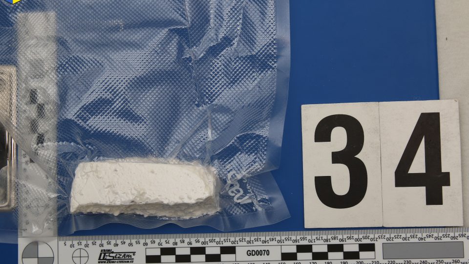 Zásah proti dealerům kokainu
