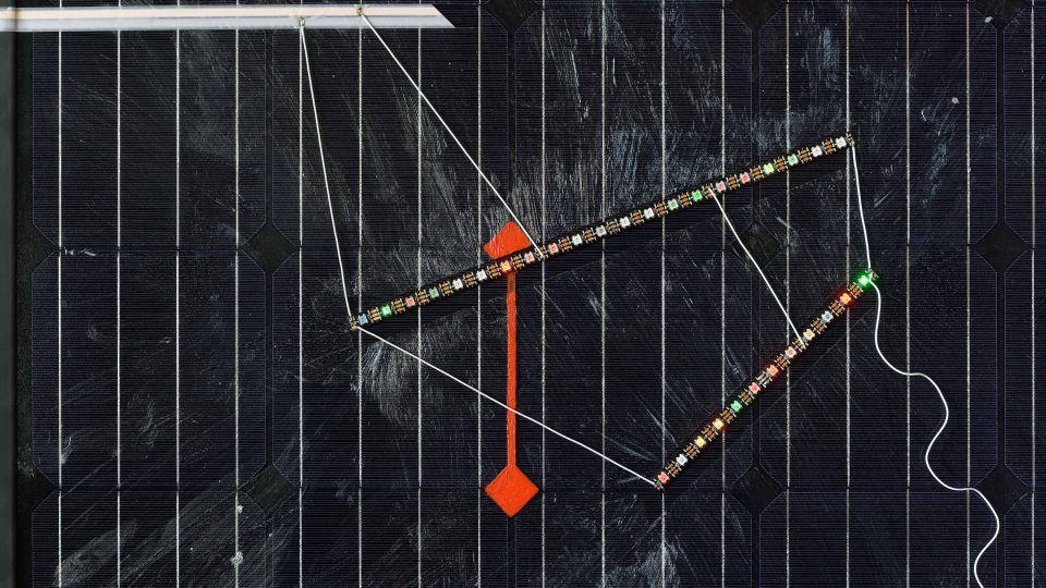 Haroon Mirza: Self-Transforming EmDrive, 2017