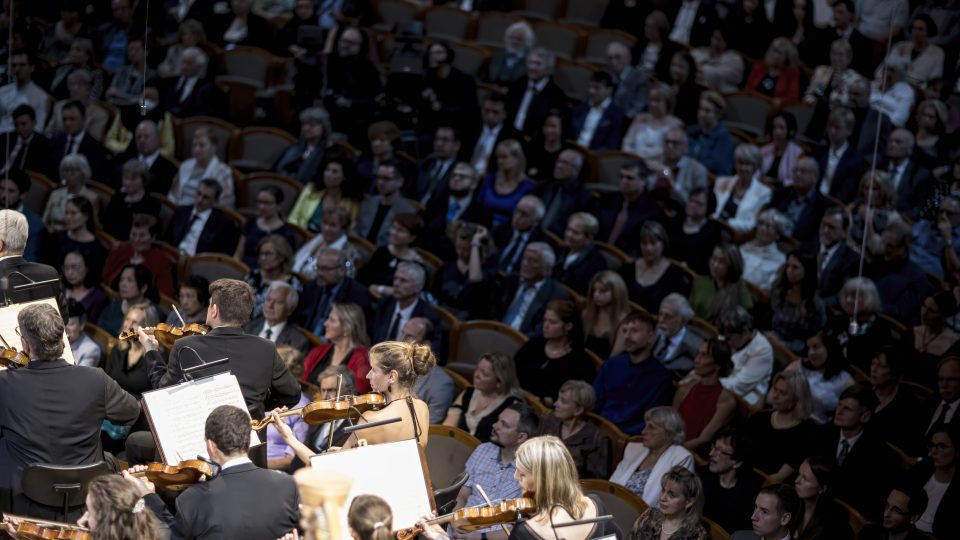 SOČR, Zahajovací koncert sezony 2. 10. 2023, María Dueñas, Petr Popelka