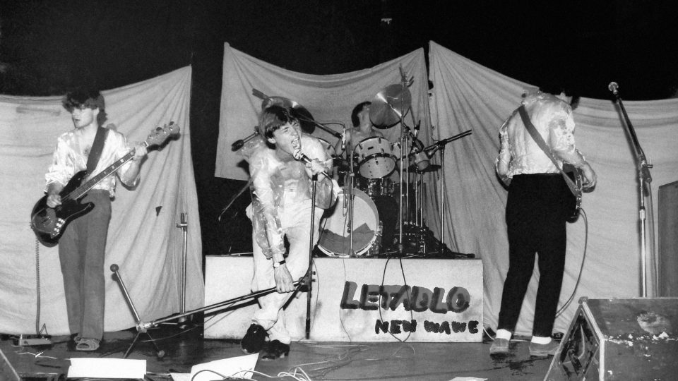 Letadlo, Junior Club Na Chmelnici, květen 1982