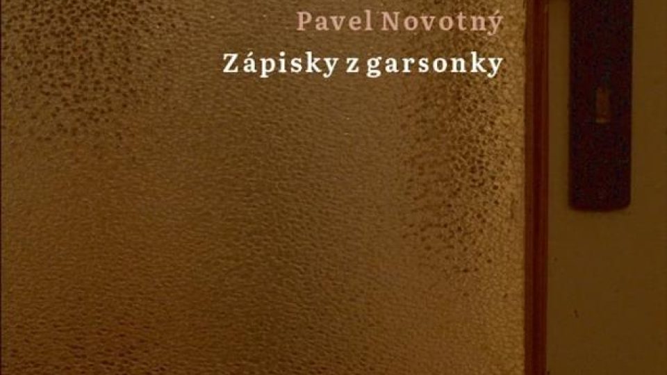 Přebal knihy Zápisky z garsonky Pavla Novotného