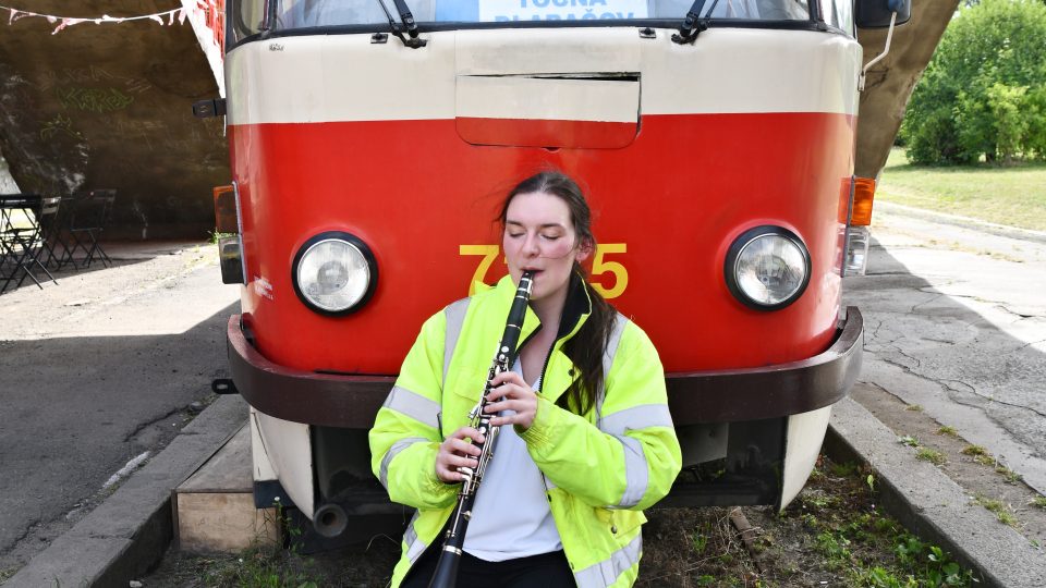 Hudba na znamení: Melodie městských linek MHD, Prague Quiet Music Collective