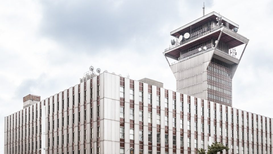 Ústřední telekomunikační budova v Praze na Žižkově