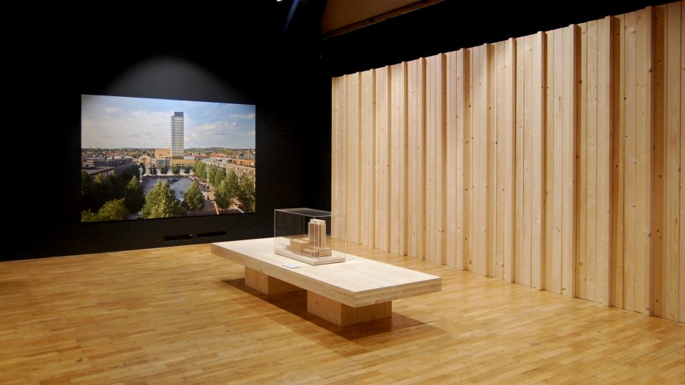 Z expozice výstavy White Arkitekter: A Heart of Wood v Galerii Jaroslava Fragnera