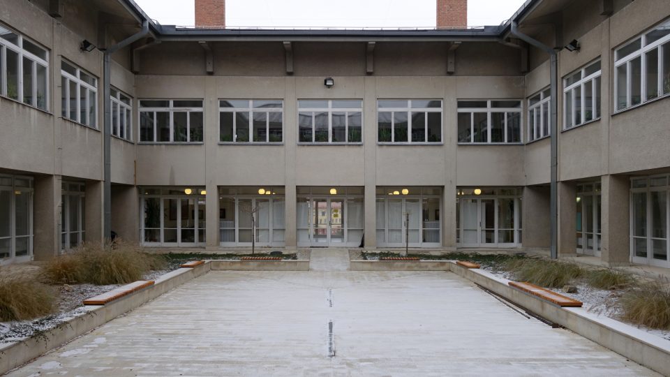 Zemědělsko technická škola v Bystřici nad Pernštejnem, školní atrium