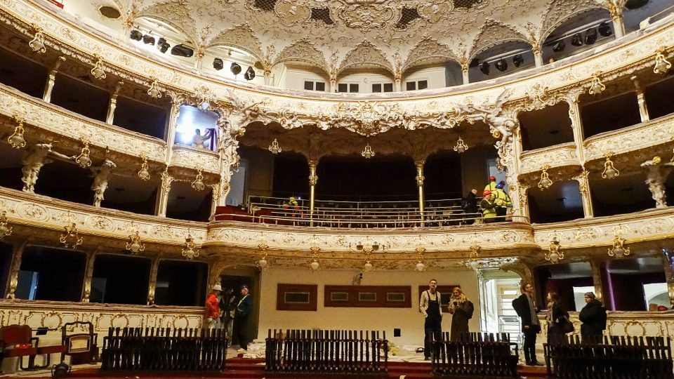 Rekonstrukce Státní opery: Hlediště a orchestřiště