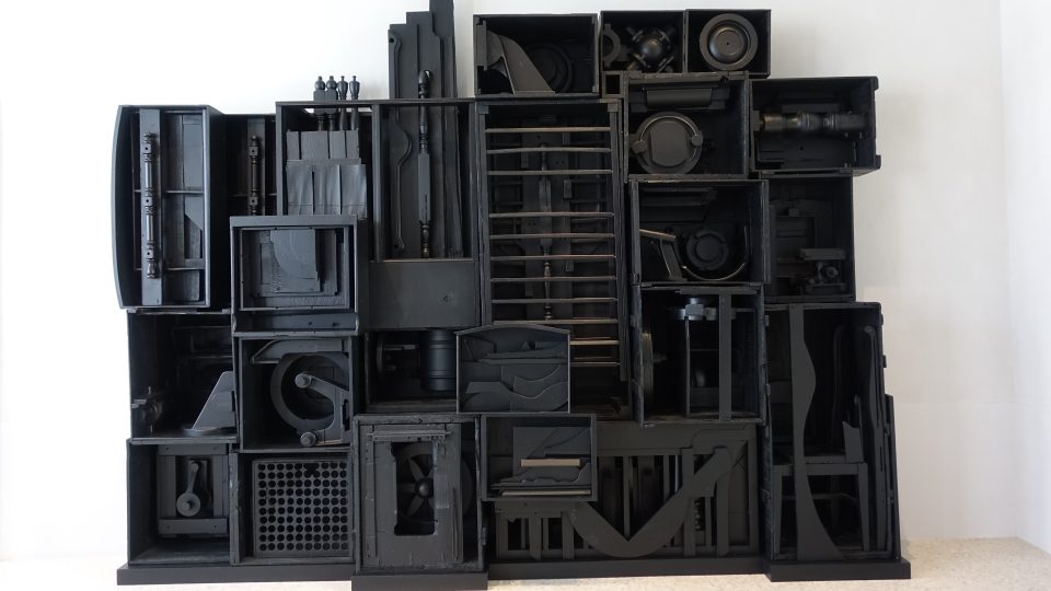 Persistence, výstava Louise Nevelson v Procuratie Vecchie, Benátky