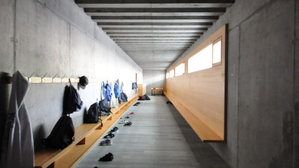 Základní a střední škola ve švýcarské Velle od studia Bearth & Deplazes Architekten
