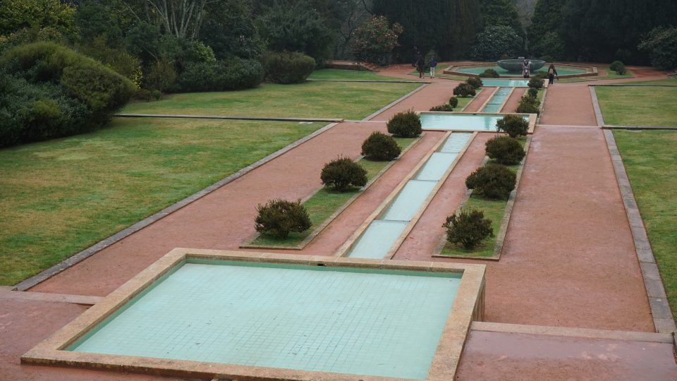 Tzv. Casa de Serralves v portugalském Portu, architekti José Marques da Silva a Charles Siclis