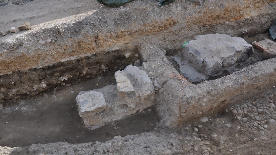 Archeologické práce na Václavském náměstí 2024