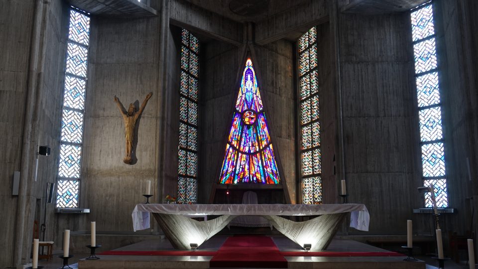 Katedrála Notre-Dame de Royan, architekti Guillaume Gillet a Marc Hébrard