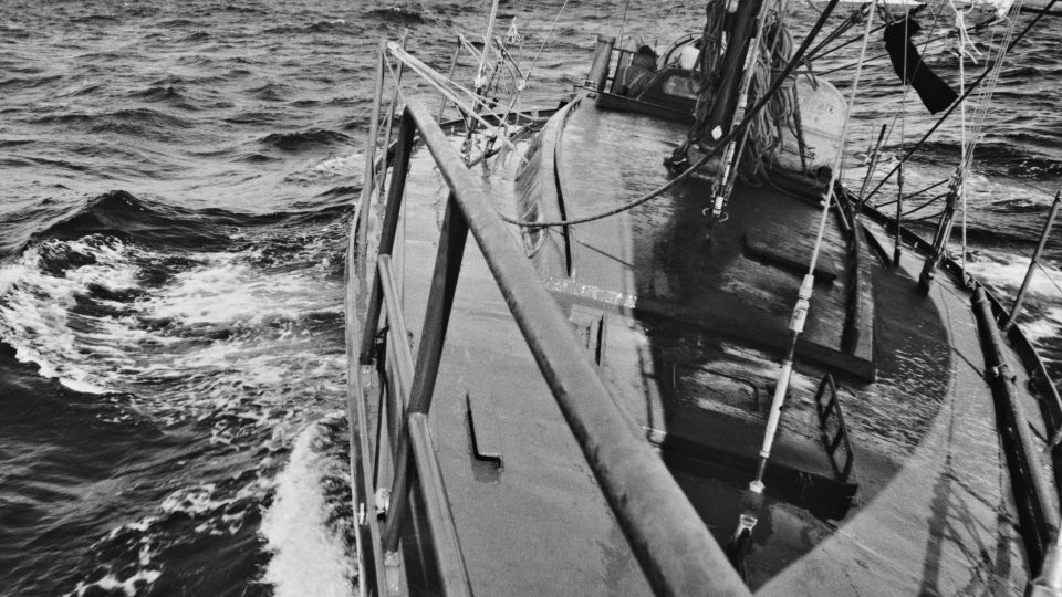 Plavba na plachetnici Polárce. Loď postavil mořeplavec Rudolf Krautschneider