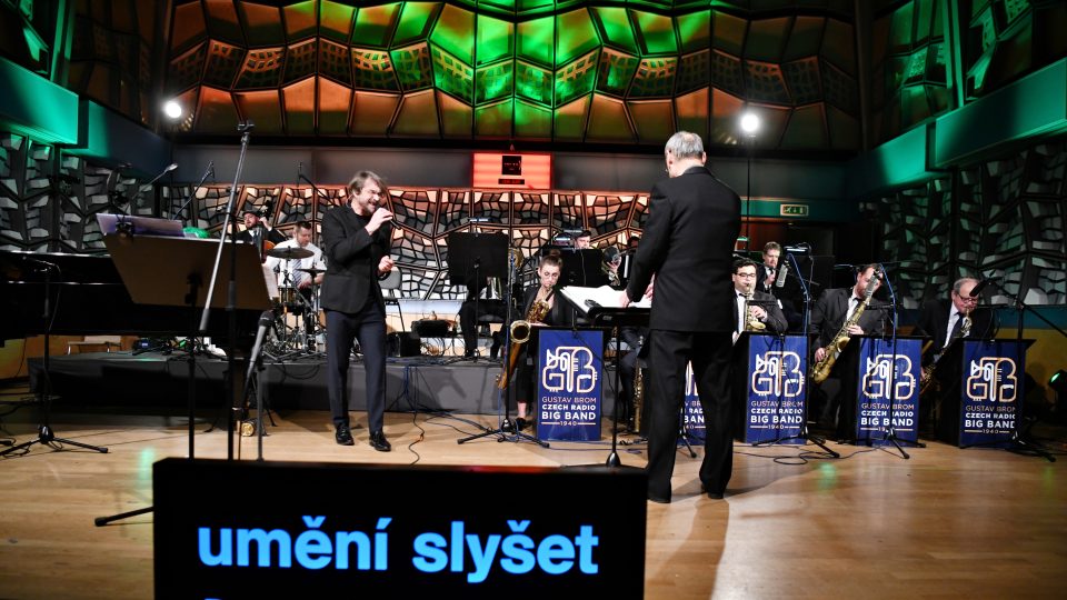 Dan Bárta a Rozhlasový Big Band Gustava Broma ve Studiu 1