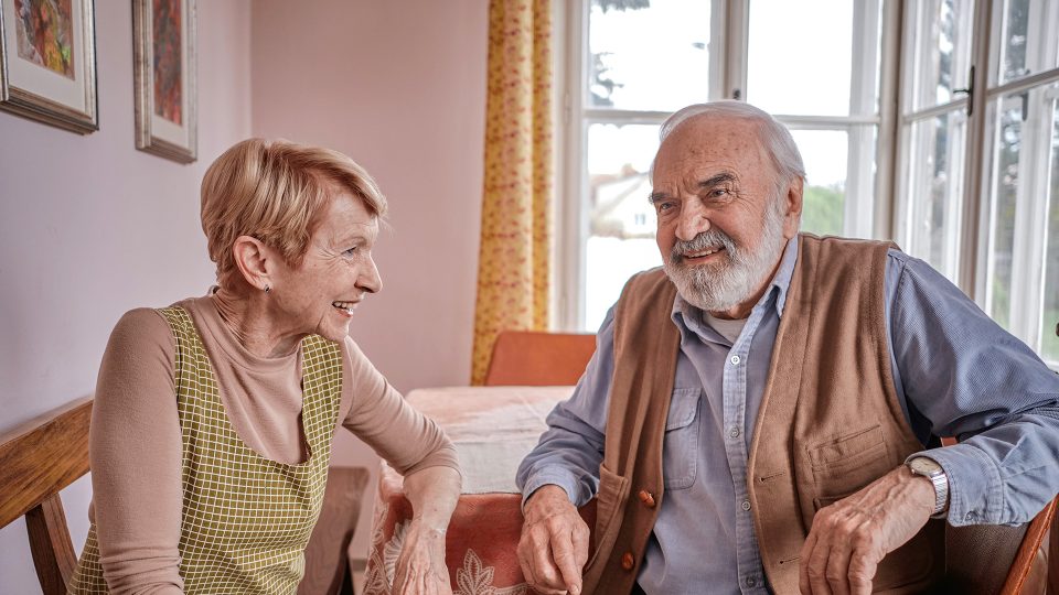 Daniela Kolářová a Zdeněk Svěrák ve snímku Betlémské světlo