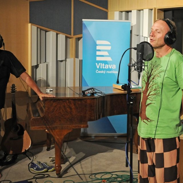 Divadlo Vizita – Jaroslav Dušek a Pjér la Šéz,  Kabaret v éteru | foto: Tomáš Vodňanský,  Český rozhlas