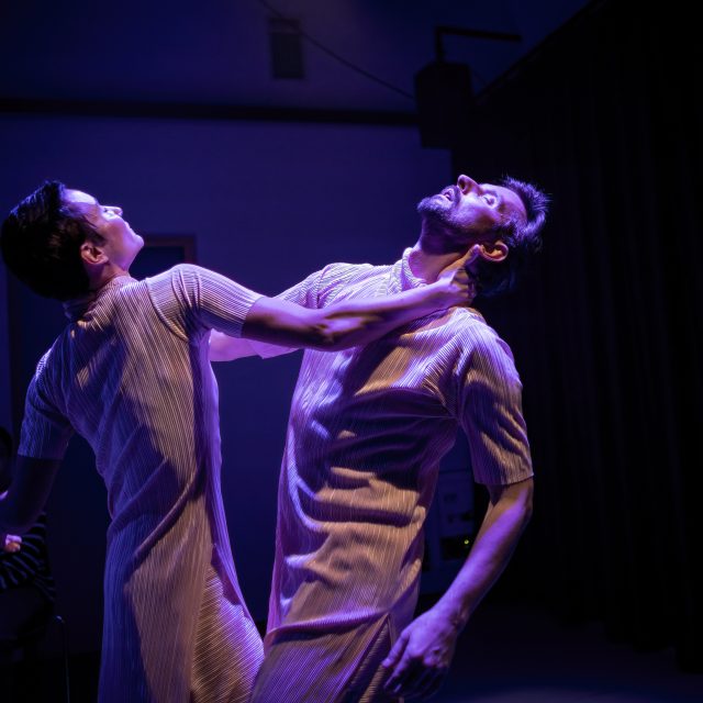 Inscenace Where souboru současného tance 420PEOPLE | foto: Vojtěch  Brtnický,  420PEOPLE