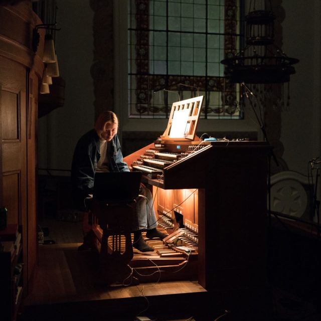 Ellen Arkbro – Malmö | foto: James Ginzburg,  Subtext Recordings