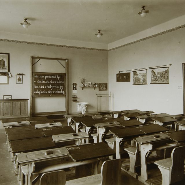 Do porady spěchej,  chceš-li pravým učitelem býti! Vzdělávací systém 19. století  (ilustrační foto) | foto: Archiv Národního pedagogického muzea a knihovny J. A. Komenského