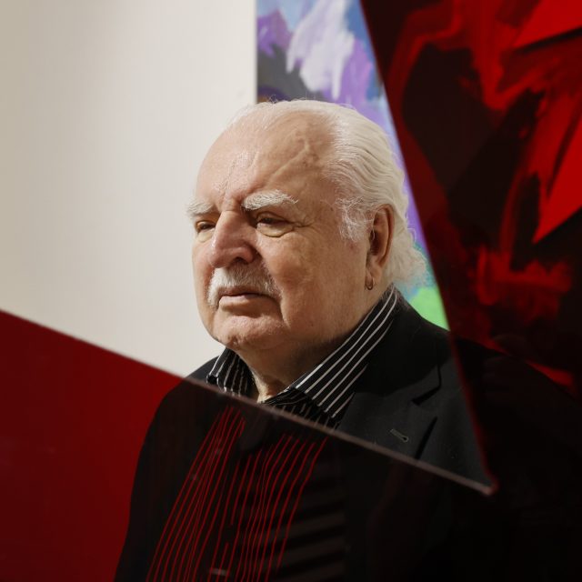 Komentovaná prohlídka výstavy Milana Knížáka s názvem Ostrov Knížák,  2022 | foto: Milan Malíček,  Právo / Profimedia