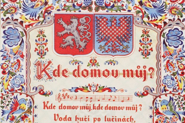 Obraz s folklórními ornamenty a hymnou „Kde domov můj?“. Litografie,  maloval a vlastním nákladem vydal R.H. Ivan Letenský,   počátek 40. let 20. století  (z knihy Státní hymna České republiky v proměnách doby) | foto:  Reprofoto,  Eliška Vidomus