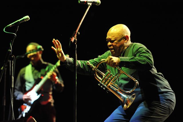 Hugh Masekela na Colours of Ostrava | foto: Filip Jandourek