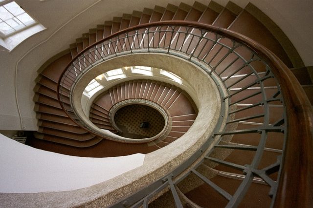 Bauhaus univerzita,  točité schodiště | foto:  Bauhaus-Universitaet