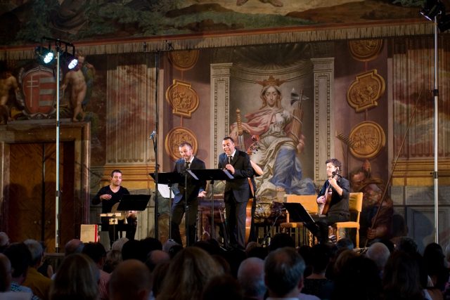 Lisabonští Sete Lágrimas,  program Tururu farara | foto: Anna Chlumská