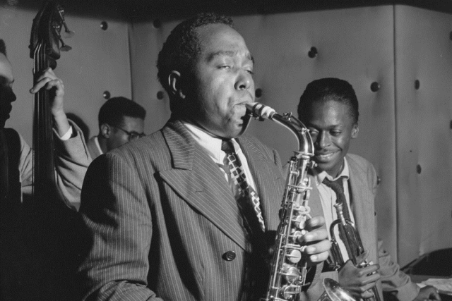 Charlie Parker,  Tommy Potter,  Miles Davis,  Max Roach | foto: William P. Gottlieb