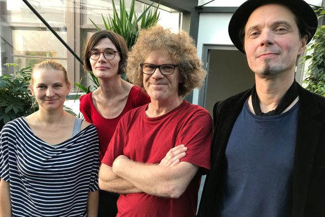 Markéta Pucová,  Hanka Malaníková,  Otto Kouwen a Tomáš Fingerland v ArtCafé | foto: Jitka Kostelníková,  Český rozhlas