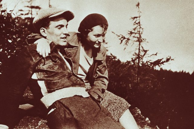 Julius Fučík s manželkou Gustou,  1932 | foto: ČTK