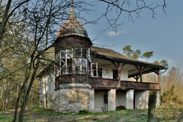 Vila Fiala zvaná Krčkovna,  bývalá výletní restaurace na okraji Blatné | foto: Tomáš Vodňanský,  Český rozhlas