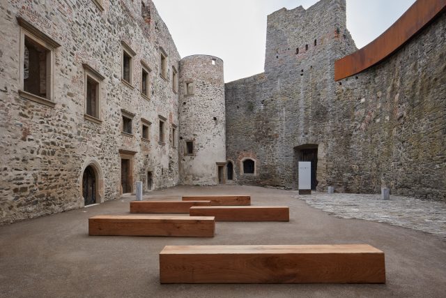 Rekonstrukce paláce hradu Helfštýn od atelieru-r | foto:  BoysPlayNice,  Press kit České ceny za architekturu
