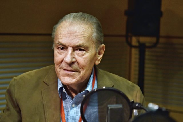 Stanislav Grof zkoumá takzvané rozšířené nebo změněné stavy vědomí a jejich vliv na lidskou osobnost: „Když pracujeme s lidmi v těchto stavech,  narazíme na mnoho pozorování,  pro která současná psychologie ani psychiatrie nemají žádné vysvětlení.&quot; | foto: Tomáš Vodňanský,  Český rozhlas