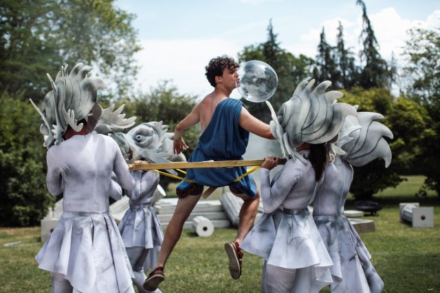 Inscenace Herkules na Otáčivém hledišti | foto: Lucie Urban,  Jihočeské divadlo