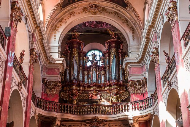 Svatojakubské varhany,  kostel sv. Jakuba v Praze | foto:  Isogood_patrick,  Shutterstock