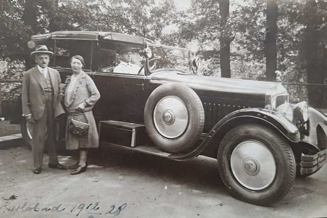 August a Růžena Lindtovi,  Karlovy Vary 1928 | foto: Archiv Ann Sadler-Forster