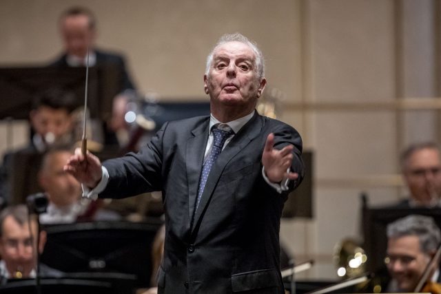 Legendární klavírista a dirigent Daniel Barenboim | foto: Profimedia