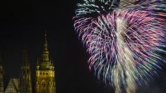 „Praha svobodná aneb 30 let od sametové revoluce“, tak byl pojmenován novoroční ohňostroj